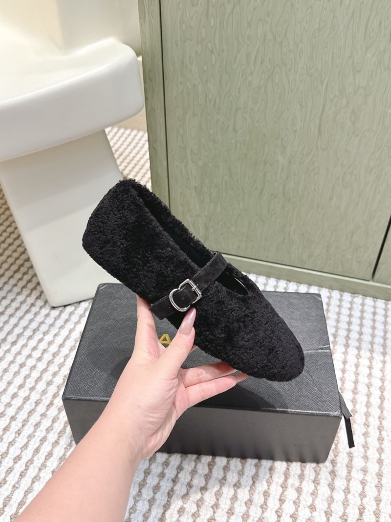 Alaia Flat Shoes
